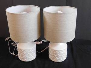 lot 174 image: Pair of Matching Table Lamps