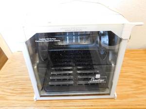 lot 404 image: Tabletop Rotisserie and BBQ