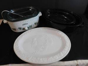 lot 410 image: Kitchen appliances