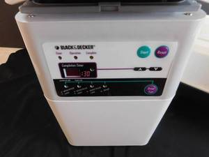 lot 411 image: Black and Decker auto bread maker and Presto electric fry pan