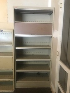 lot 323 image: 6 Tier Metal Shelf with Slide out Doors