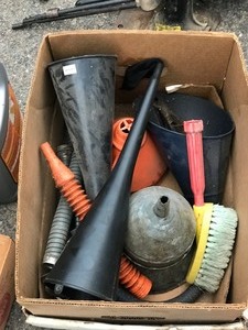 lot 364 image: Lot of Automotive