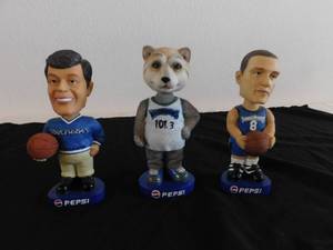 lot 421 image: Timberwolves Bobble Heads