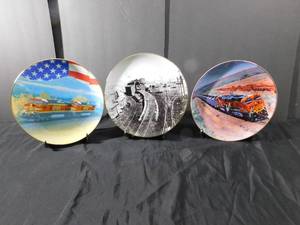 lot 436 image: Burlington Northern Collector Plates