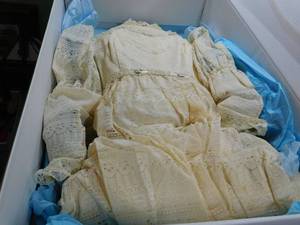 lot 438 image: Vintage Wedding Dress