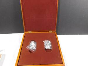 lot 723 image: Backgammon game in locked box