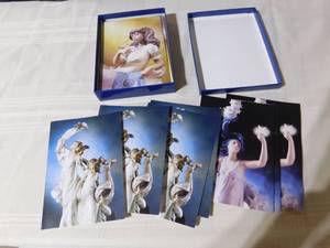 lot 208 image: Lladro Expressions magazine and blank greeting cards
