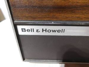 lot 213 image: Bell and Howell 8mm Autoload Projector