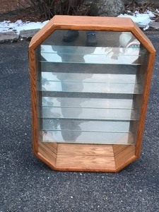 lot 385 image: Octagon Wooden Framed Wall Hanging Display Cabinet - Glass Shelves - Mirror in the Back