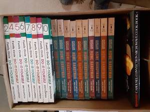 lot 487 image: A box of do it yourself  and Handyman books