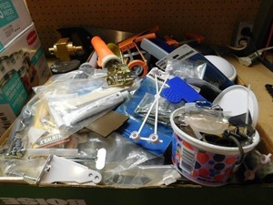 lot 225 image: Box of tools and hardware