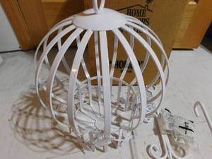 lot 229 image: Home Interior hanging planter