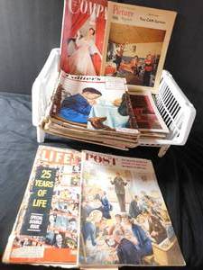 lot 470 image: Older Magazines