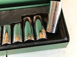 lot 525 image: 5K Professional Tools Socket Set in Metal Box
