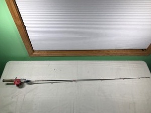 lot 581 image: Vintage fishing rod and reel