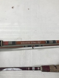 lot 588 image: 4 Lg Fishing rods and 2 reels