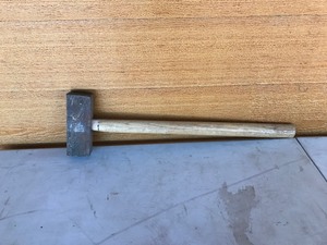lot 620 image: Sledge hammer