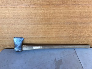 lot 624 image: Axe
