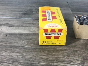 lot 689 image: 38 Rounds of Winchester 38 Special 158 Grain Lead Nickel Plated Case - Inside Lubricated - Oil Proof