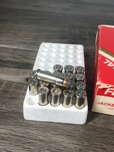 lot 719 image: 38 - 45 - 22 - 357 Ammunition Rounds
