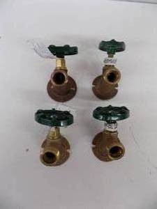 lot 73 image: 4 - 34 FIP x 34 Hose Sill Faucet
