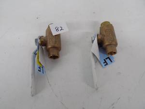 lot 82 image: 2 - Ball Valve Solder Apollo  12s x 12s