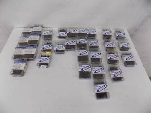 lot 90 image: Do it Screw Packs 30 Total Drywall Screw