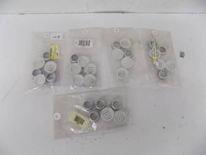 lot 109 image: 1 Mini Vents 30 pieces White