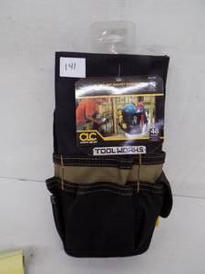 lot 141 image: CLC In and Out Bucket Organizer (48 Pocket)