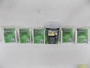 lot 164 image: Car groom Fiberglass Resin and Fiberglass Cloth