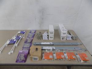 lot 167 image: Shelf Brackets  Clips  Shelf Support Pegs