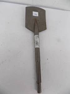 lot 192 image: Milwaukee Clay Spade