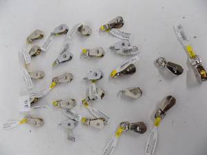 lot 212 image: 23 - 34 Pulley