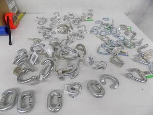 lot 215 image: 65 - Repair Links