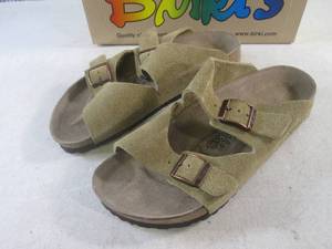(CSB) Birkis Shoes Size L8 M6 - Ne...