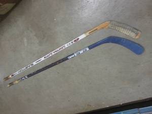 (H-2) 2 Hockey Sticks - Easton and ...