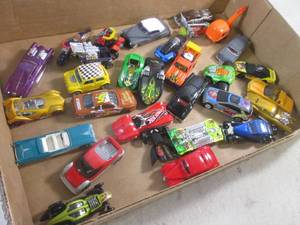 (EW4) Assorted Hot Wheels Etc...