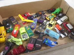(EW4) Assorted Hot Wheels Etc...