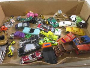 (EW4) Assorted Hot Wheels Etc...