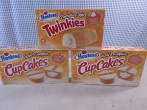 (B-1) 3 Boxes of Pumpkin Hostess 2 ...