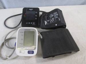 (CS) 2 Blood Pressure Monitors - Bo...