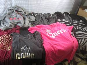 (CS) Assorted Womens Clothes - See...