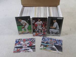 (EC1) Box Full of Baseball Rookie C...