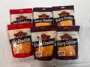 4x 8oz Sharp Cheddar & 2x 8oz Mild Cheddaar