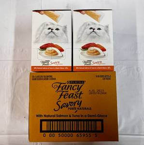 30 Ct Purina Fancy Feast Savory Cat Treats Salmon & Tuna In a Demi Glaze-82023