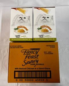 30 Ct Purina Fancy Feast Savory Cat Treats Natural Chicken In a Demi Glaze-82023