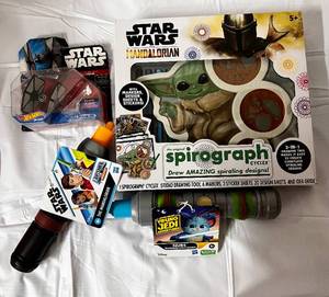 4 Star Wars Themed Toys