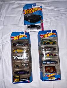 3 Sets of Hotwheels