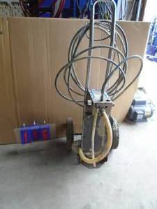Campbell Hausfield airless sprayer with hose & gun. Pump turns on. Not tested further. As shown.