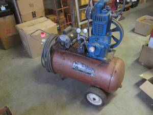 lot 3 image: (EW2) Vintage Sears Craftsman Air Compressor with Air Hose - 3HP  30 Gallon  240V - Unknown Working Condition - Motor Turns